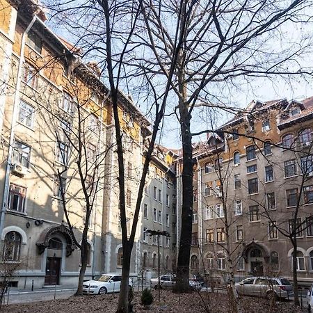 Holiday Vibe - 2R Apartment In Piata Romana Bucarest Exterior foto