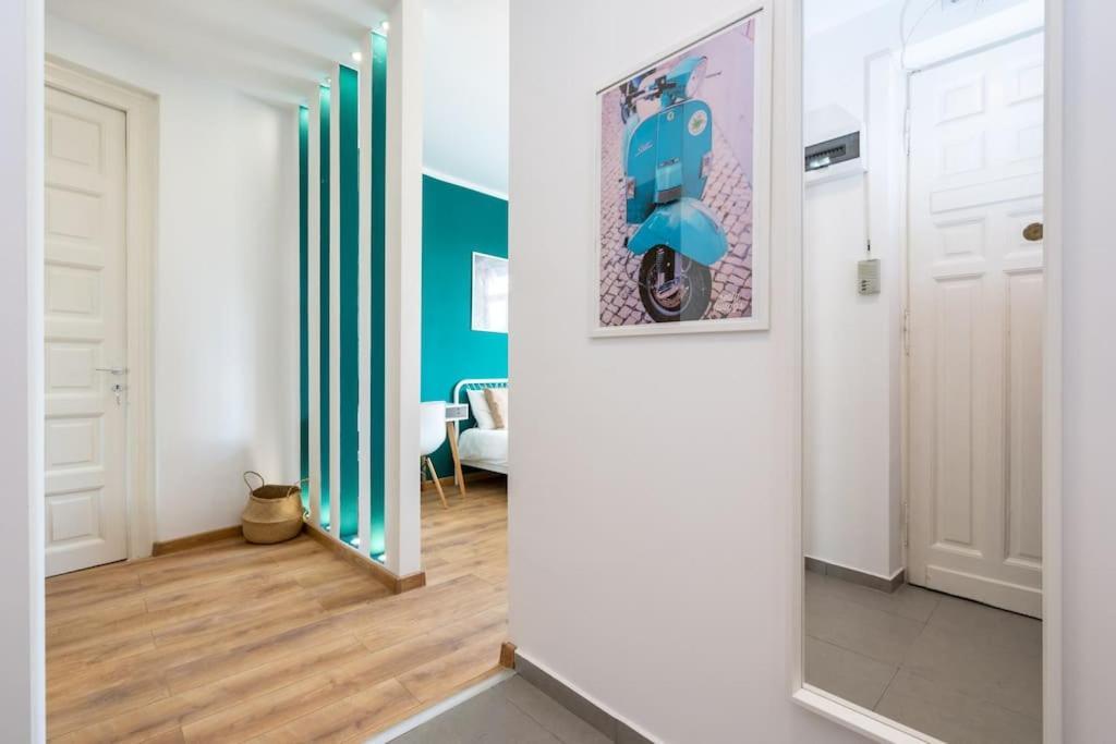 Holiday Vibe - 2R Apartment In Piata Romana Bucarest Exterior foto
