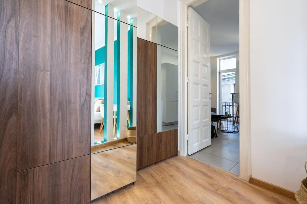 Holiday Vibe - 2R Apartment In Piata Romana Bucarest Exterior foto